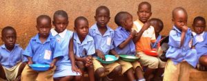 ugandan school children having lunch